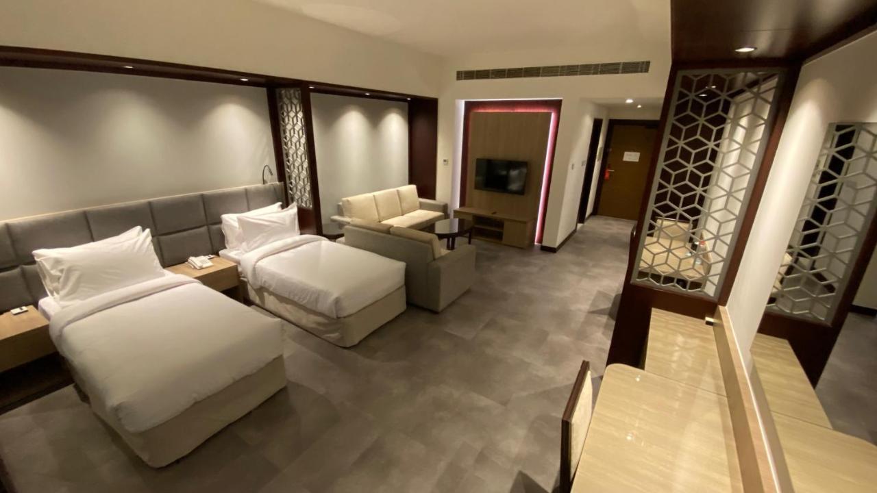 Sitara Hotel Apartment Dubaj Zewnętrze zdjęcie