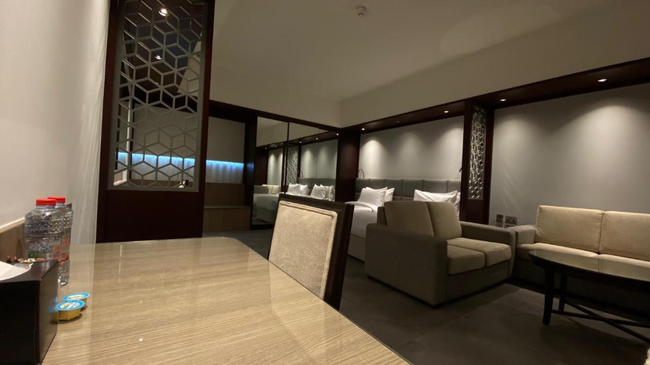 Sitara Hotel Apartment Dubaj Zewnętrze zdjęcie